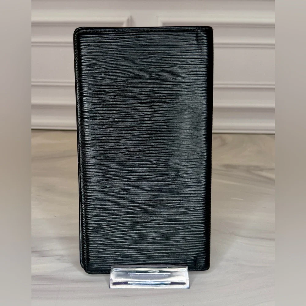 Louis Vuitton Black Epi Leather Long Bifold Wallet | Men’s Classic | Vintage